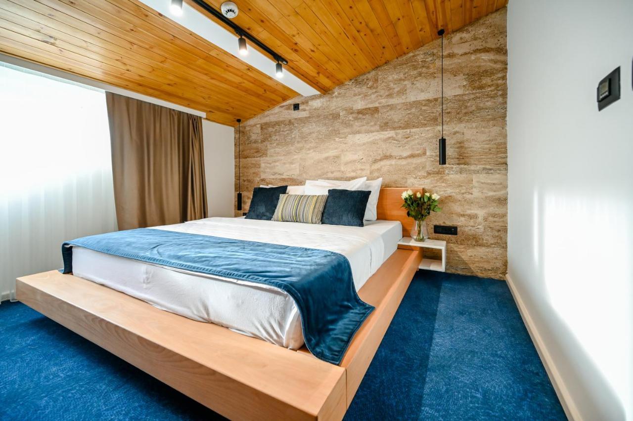 Hotel Borovi Forest Resort & Spa เซียนิตซา ภายนอก รูปภาพ