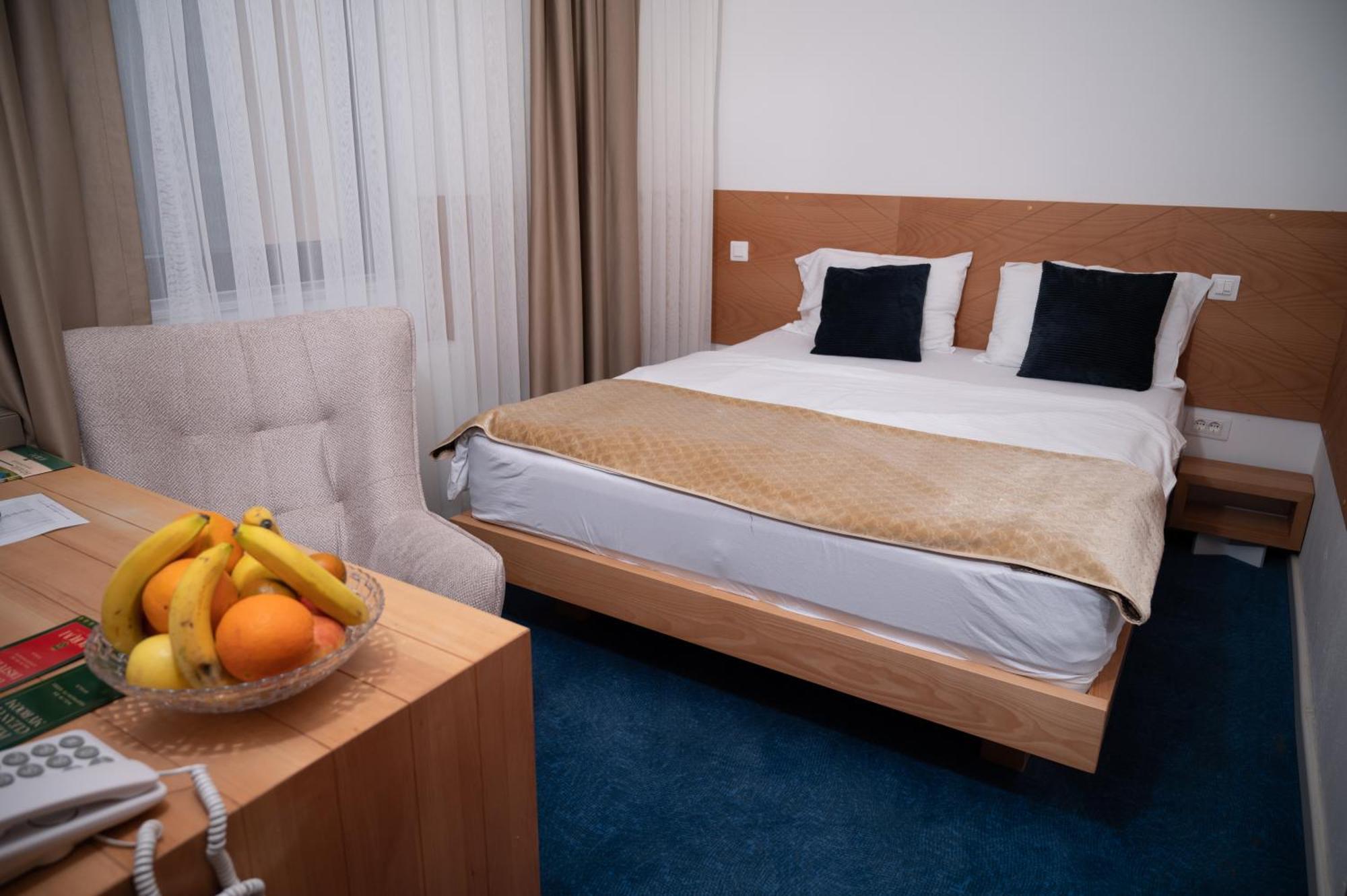 Hotel Borovi Forest Resort & Spa เซียนิตซา ภายนอก รูปภาพ